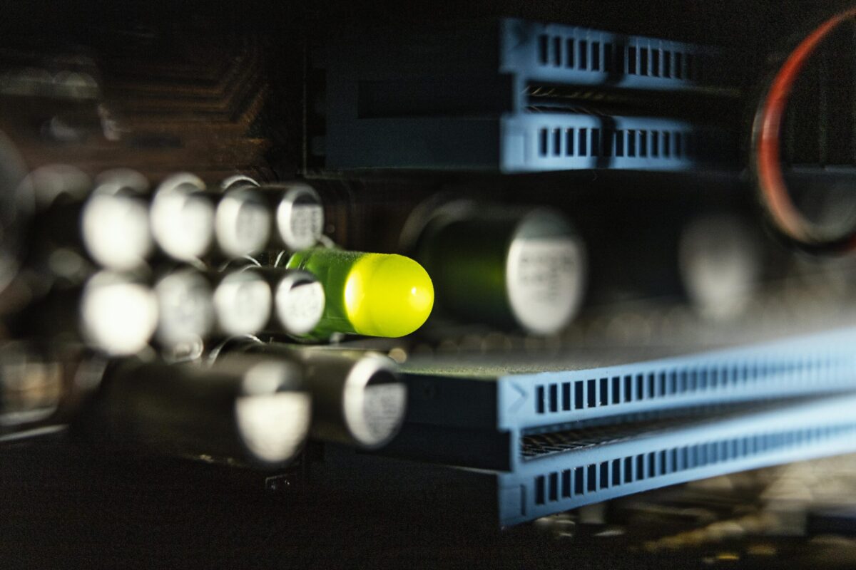 Green light showing that the servers are running